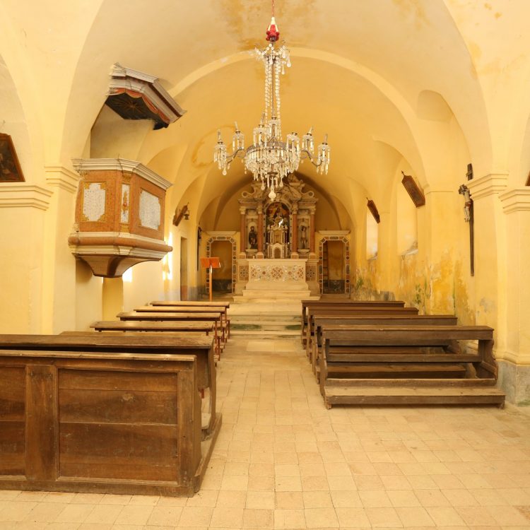 Crkva Svetog Ivana i Pavla u Šumberu
